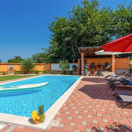 4 Bedroom Stunning In Skicini Jursici