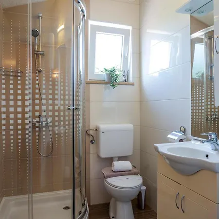 4 Bedroom Stunning In Skicini Holiday home