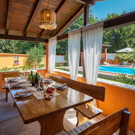 4 Bedroom Stunning In Skicini * Jursici